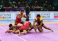 सौरभ नंदल, बेंगलुरु बुल्स डिफेंस (Photo - Pro Kabaddi League)